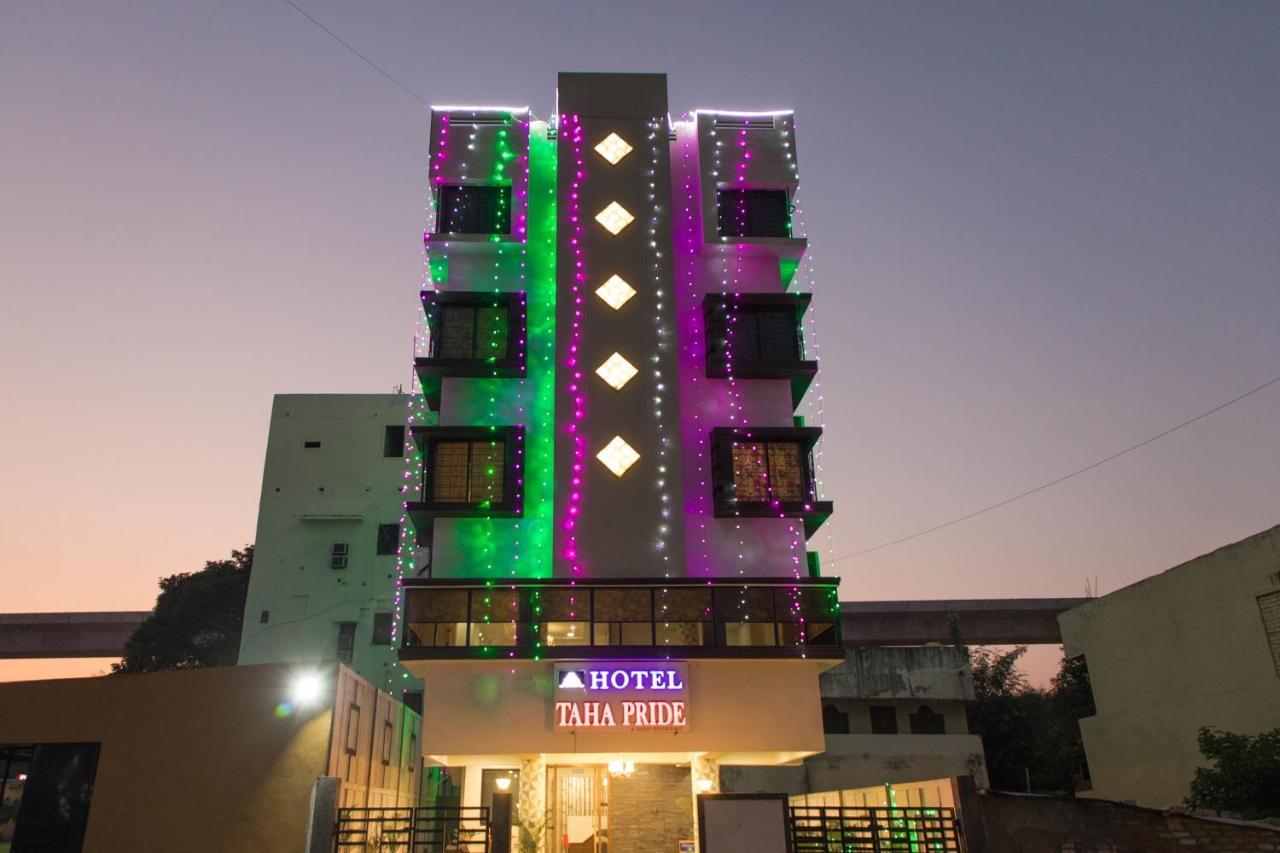 Oyo 10254 Hotel Taha Pride Nagpur Eksteriør billede